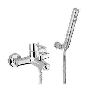 Смеситель для ванны Bugnatese Smart с душевым гарнитуром